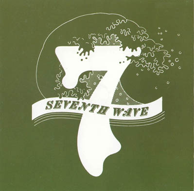 7th Wave logo green